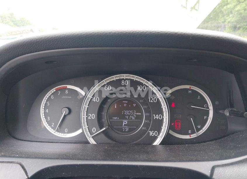 Photo 15 of 2015 Honda Accord EX-L (VIN 1HGCR2F88FA044814)