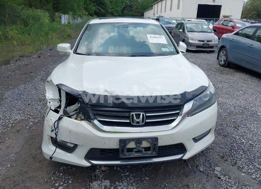 Photo 6 of 2015 Honda Accord EX-L (VIN 1HGCR2F88FA044814)