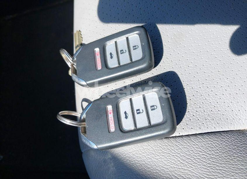 Photo 11 of 2015 Honda Accord EX-L (VIN 1HGCR2F88FA047843)