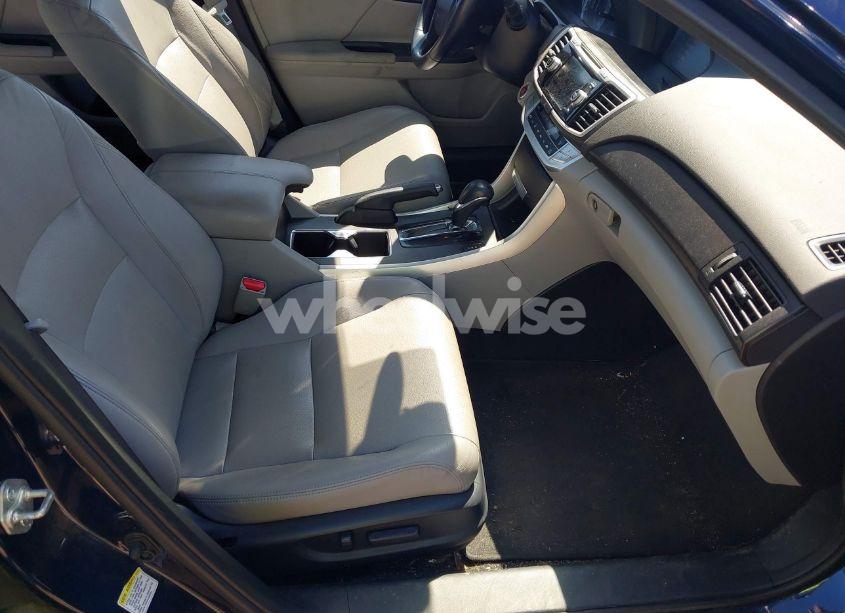 Photo 5 of 2015 Honda Accord EX-L (VIN 1HGCR2F88FA047843)