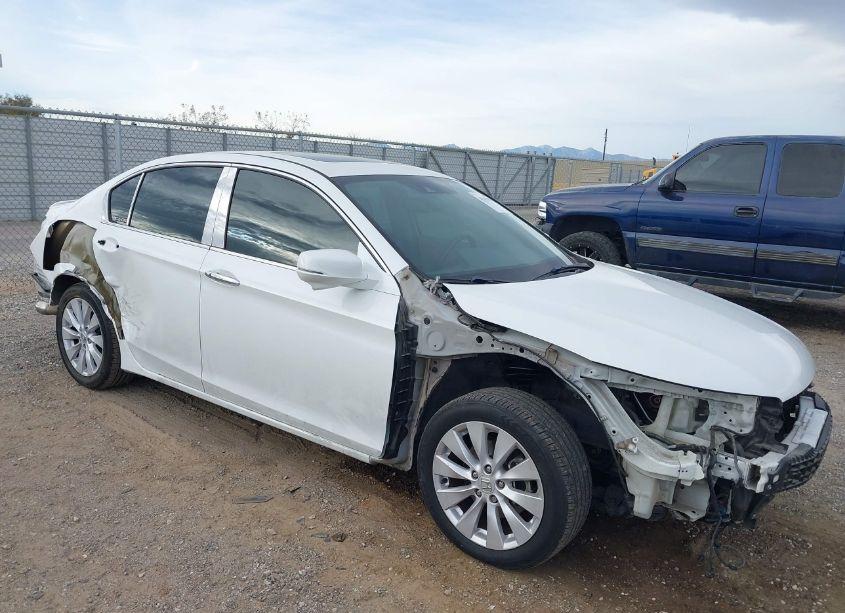 2015 Honda Accord EX-L (VIN 1HGCR2F88FA054615) main photo