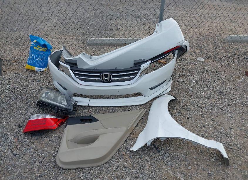 Photo 12 of 2015 Honda Accord EX-L (VIN 1HGCR2F88FA054615)