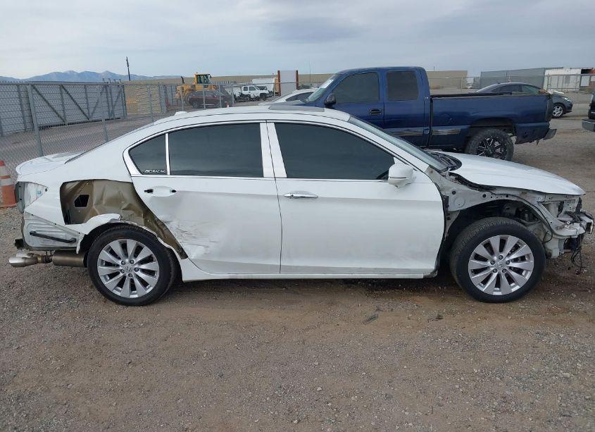 Photo 14 of 2015 Honda Accord EX-L (VIN 1HGCR2F88FA054615)