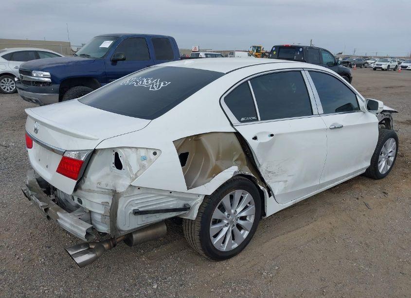 Photo 4 of 2015 Honda Accord EX-L (VIN 1HGCR2F88FA054615)