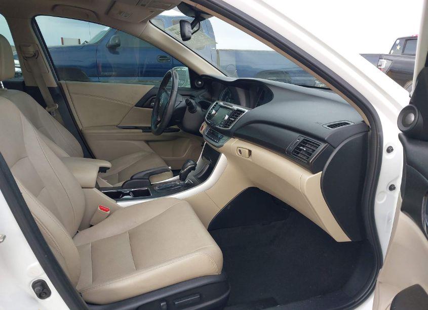 Photo 5 of 2015 Honda Accord EX-L (VIN 1HGCR2F88FA054615)