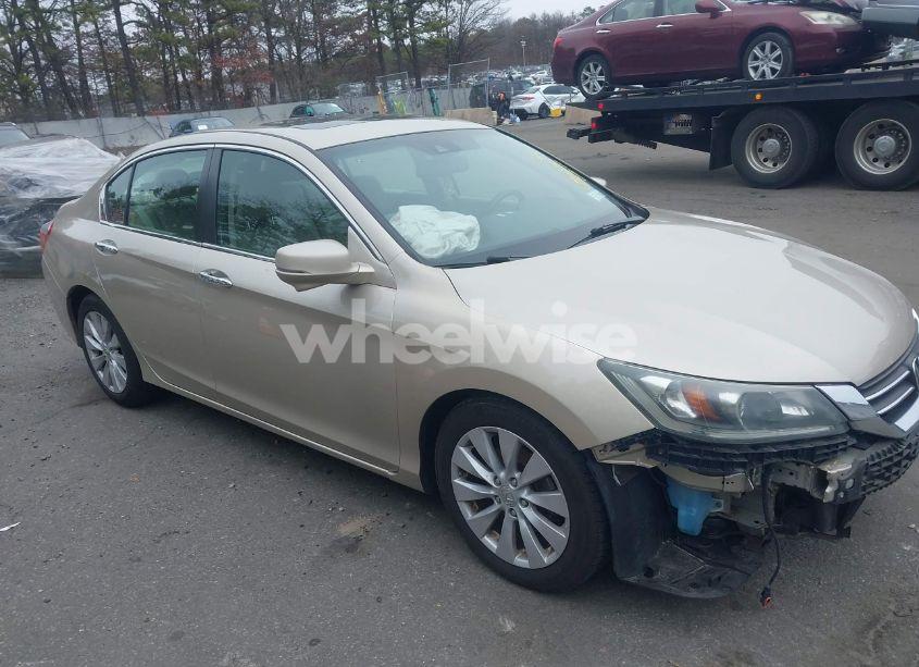 2015 Honda Accord EX-L (VIN 1HGCR2F88FA076288) main photo