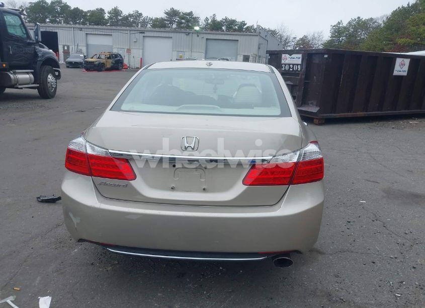 Photo 16 of 2015 Honda Accord EX-L (VIN 1HGCR2F88FA076288)