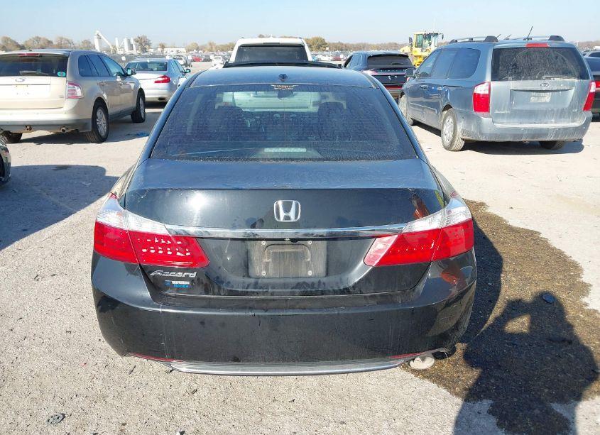 Photo 16 of 2015 Honda Accord EX-L (VIN 1HGCR2F88FA114845)