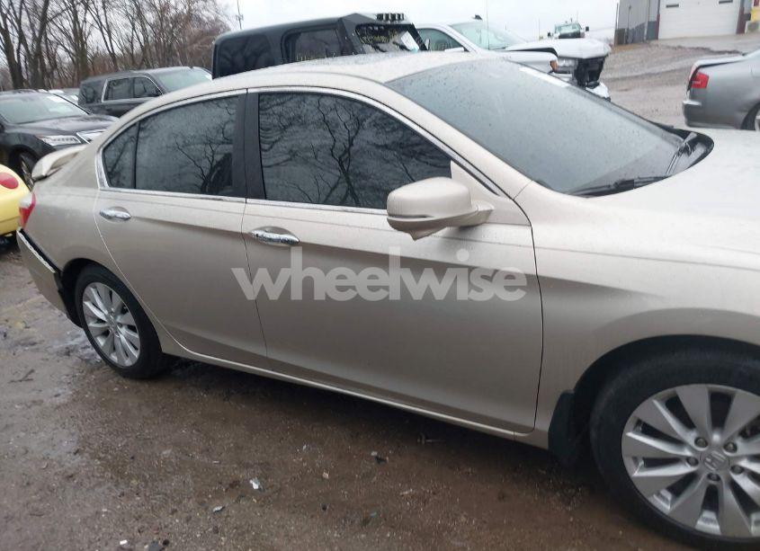 Photo 12 of 2015 Honda Accord EX-L (VIN 1HGCR2F88FA180330)