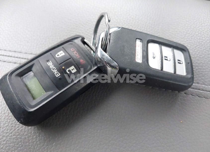 Photo 11 of 2015 Honda Accord EX-L (VIN 1HGCR2F88FA196057)