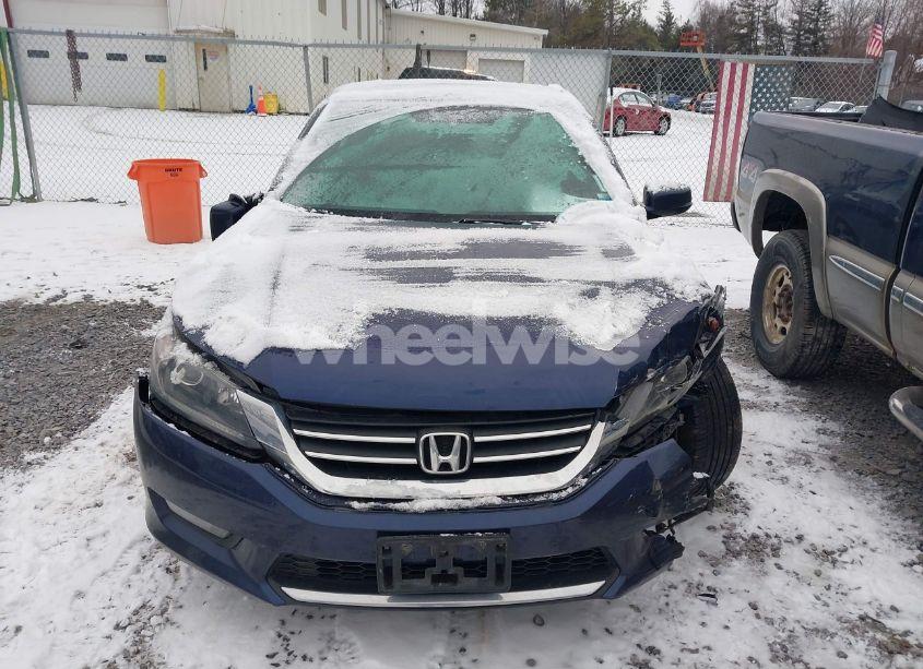 Photo 12 of 2015 Honda Accord EX-L (VIN 1HGCR2F88FA196057)