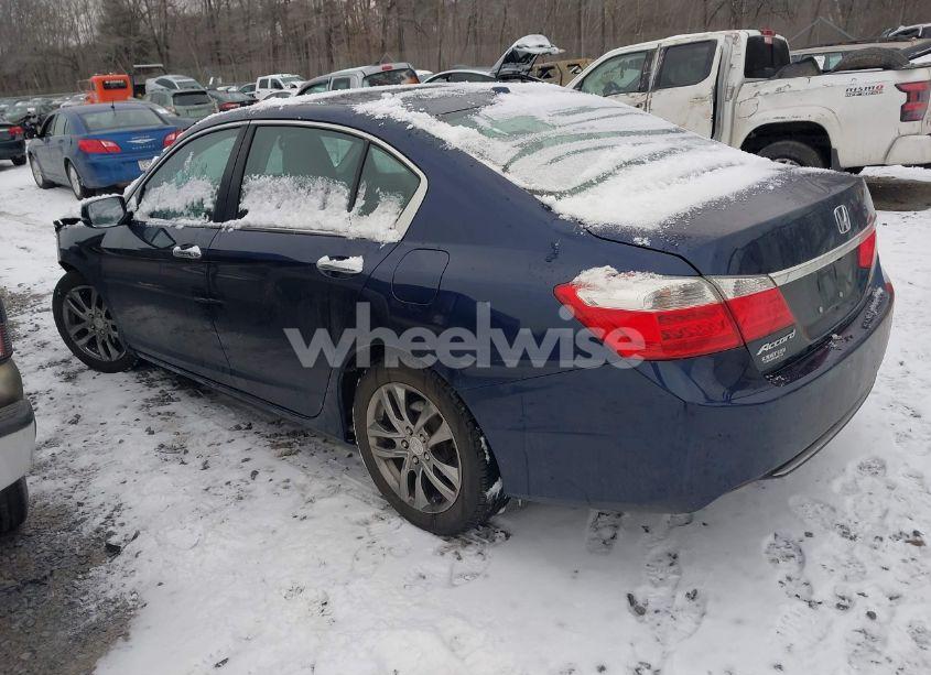 Photo 3 of 2015 Honda Accord EX-L (VIN 1HGCR2F88FA196057)