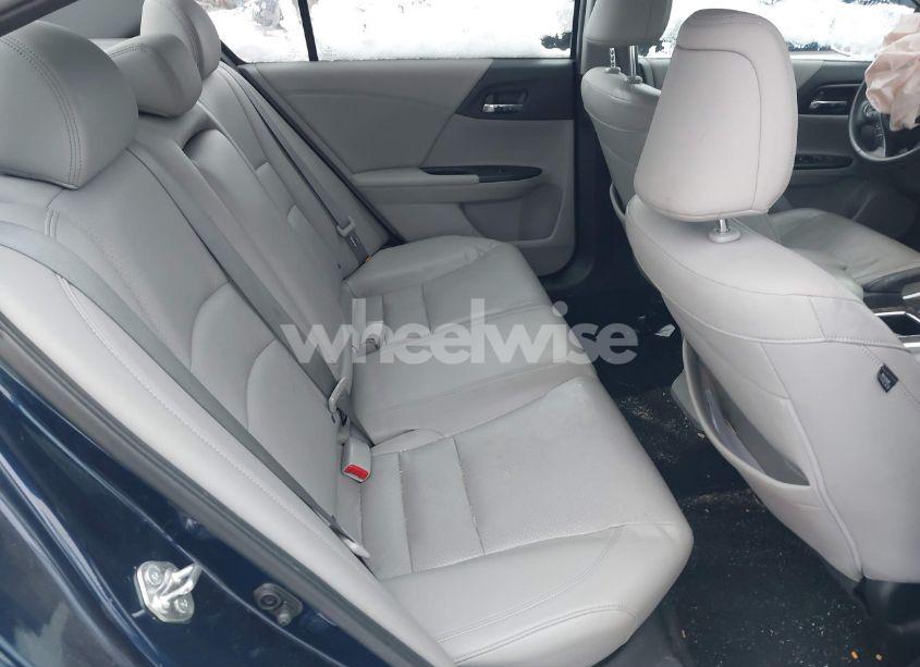 Photo 8 of 2015 Honda Accord EX-L (VIN 1HGCR2F88FA196057)