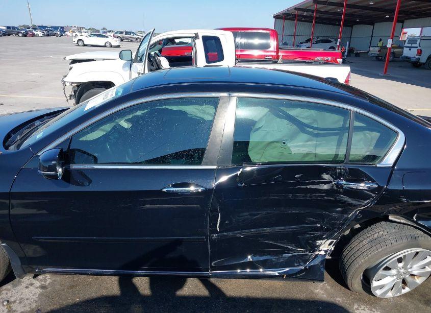 Photo 14 of 2015 Honda Accord EX-L (VIN 1HGCR2F88FA242437)