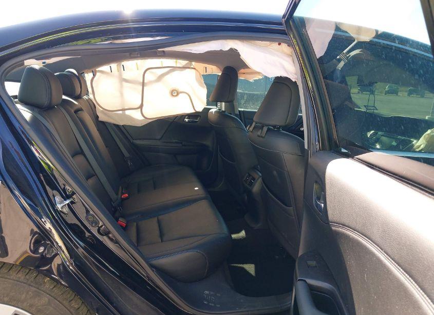 Photo 8 of 2015 Honda Accord EX-L (VIN 1HGCR2F88FA242437)