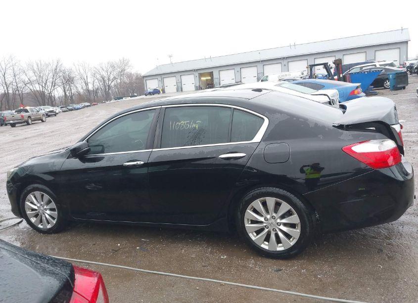 Photo 14 of 2015 Honda Accord EX-L (VIN 1HGCR2F88FA274532)