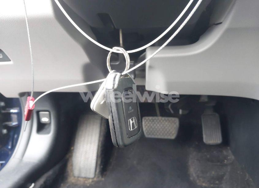 Photo 11 of 2016 Honda Accord EX-L (VIN 1HGCR2F88GA098549)