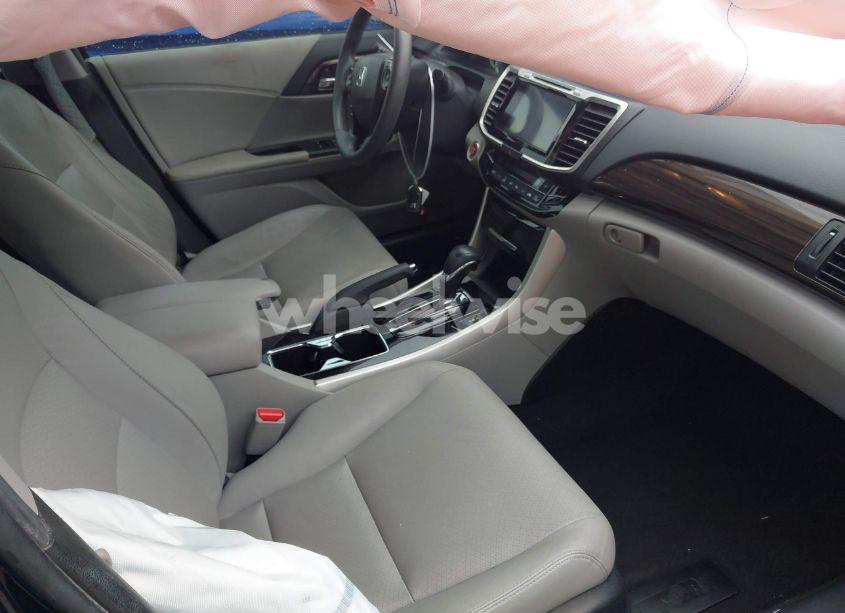 Photo 5 of 2016 Honda Accord EX-L (VIN 1HGCR2F88GA098549)