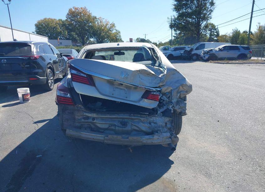 Photo 15 of 2016 Honda Accord EX-L (VIN 1HGCR2F88GA103149)