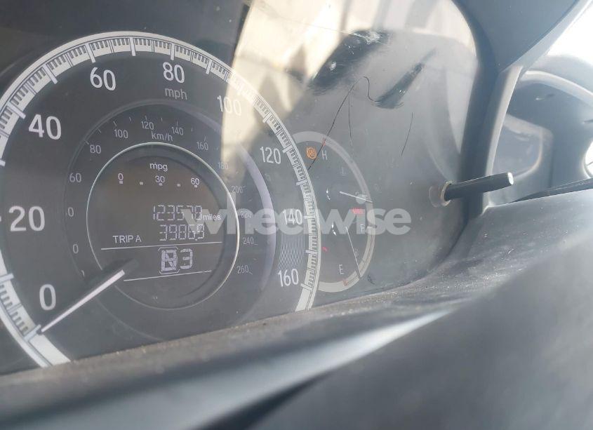 Photo 14 of 2016 Honda Accord EX-L (VIN 1HGCR2F88GA103510)