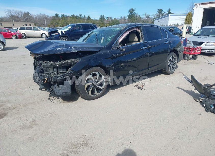 Photo 2 of 2016 Honda Accord EX-L (VIN 1HGCR2F88GA103510)