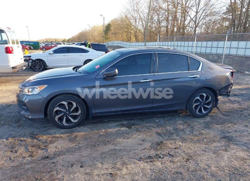 Photo 15 of 2016 Honda Accord EX-L (VIN 1HGCR2F88GA135454)
