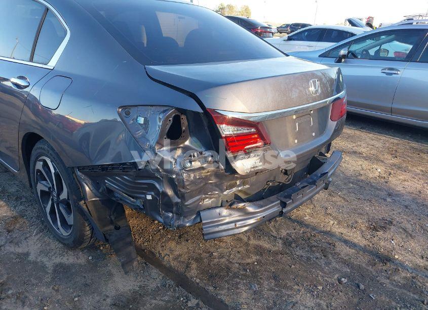 Photo 6 of 2016 Honda Accord EX-L (VIN 1HGCR2F88GA135454)