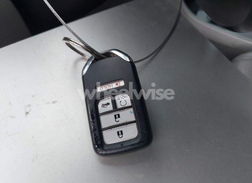 Photo 11 of 2016 Honda Accord EX-L (VIN 1HGCR2F88GA175226)