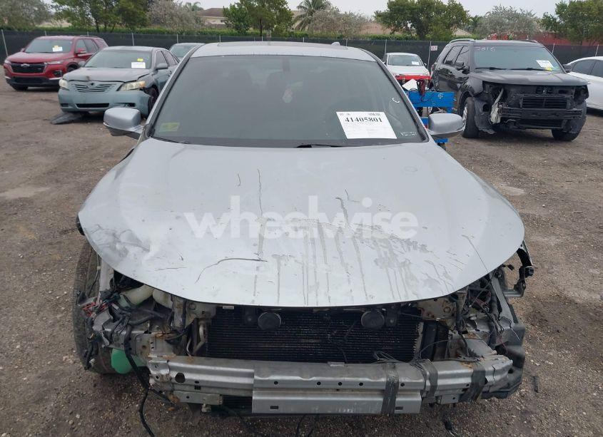 Photo 13 of 2016 Honda Accord EX-L (VIN 1HGCR2F88GA175226)