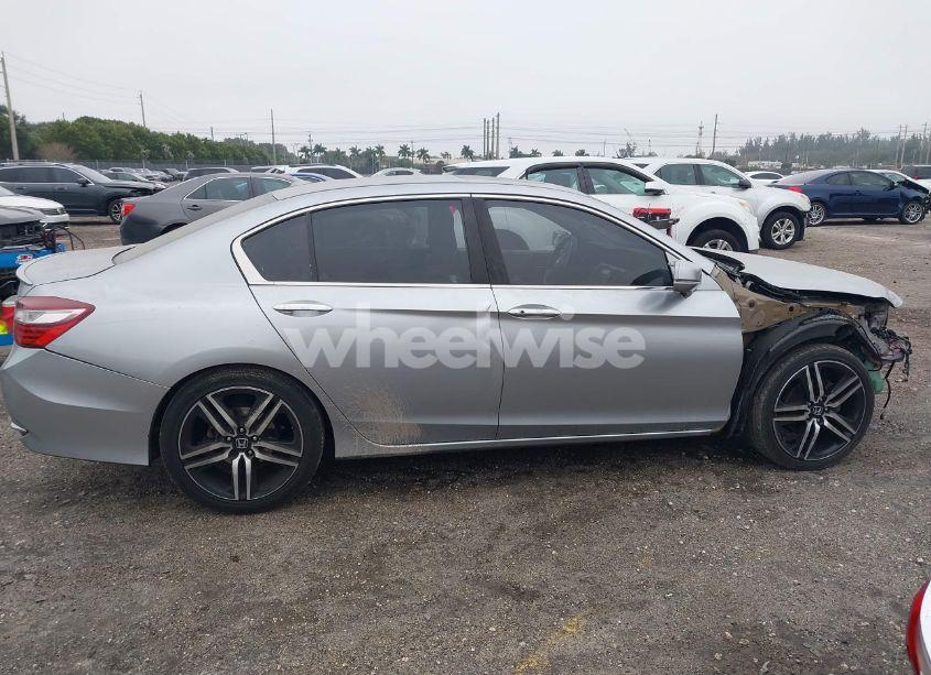 Photo 14 of 2016 Honda Accord EX-L (VIN 1HGCR2F88GA175226)