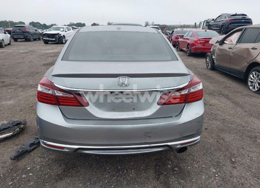 Photo 17 of 2016 Honda Accord EX-L (VIN 1HGCR2F88GA175226)