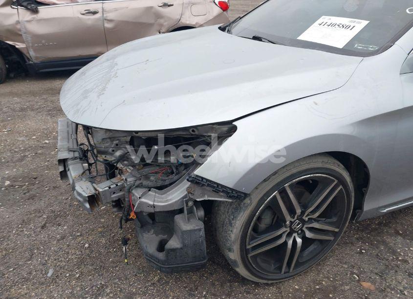 Photo 20 of 2016 Honda Accord EX-L (VIN 1HGCR2F88GA175226)