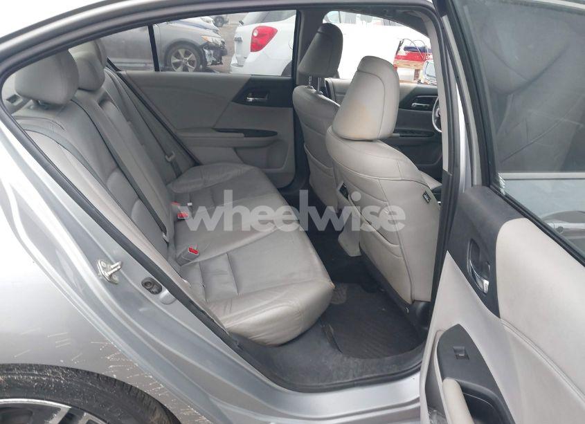 Photo 8 of 2016 Honda Accord EX-L (VIN 1HGCR2F88GA175226)