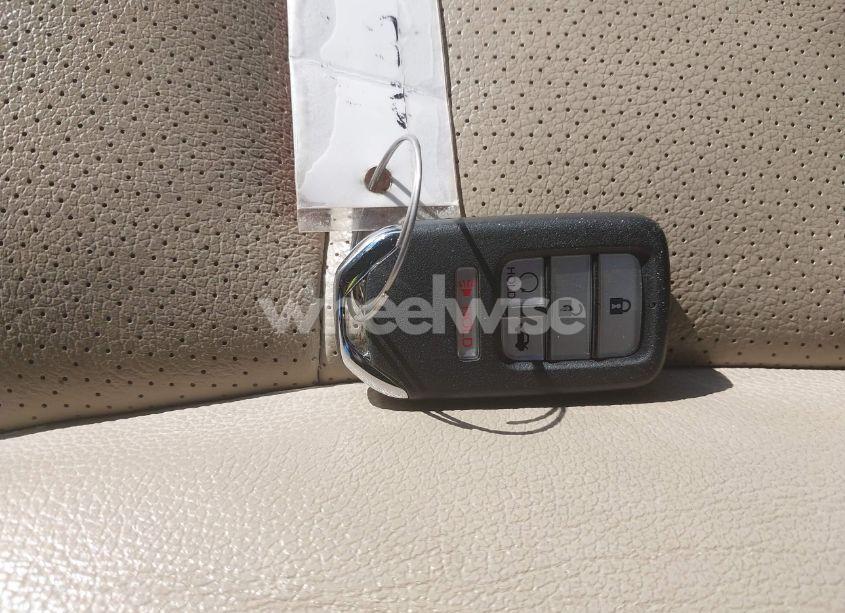 Photo 11 of 2017 Honda Accord EX-L (VIN 1HGCR2F88HA084152)