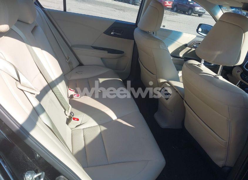 Photo 8 of 2017 Honda Accord EX-L (VIN 1HGCR2F88HA084152)