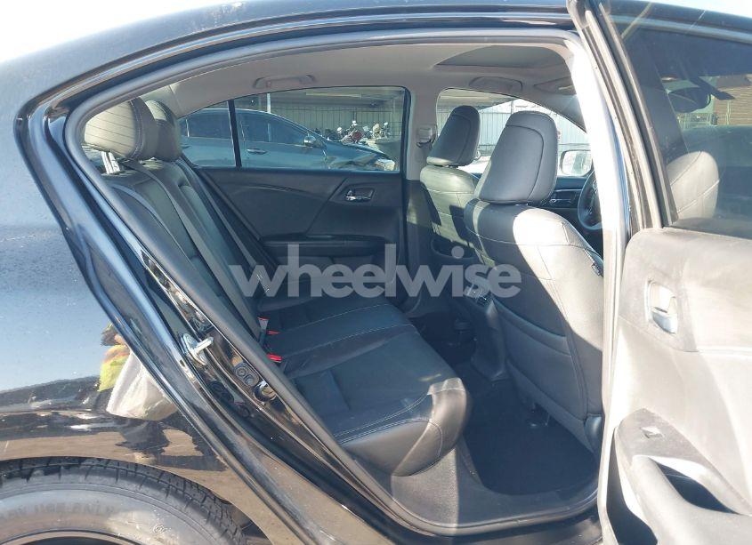 Photo 8 of 2017 Honda Accord EX-L (VIN 1HGCR2F88HA239363)