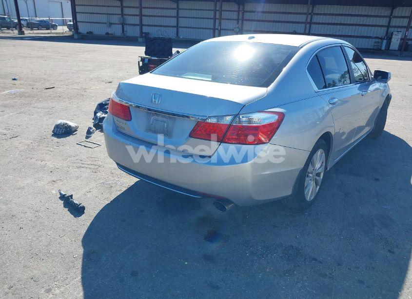 Photo 4 of 2013 Honda Accord EX-L (VIN 1HGCR2F89DA011141)