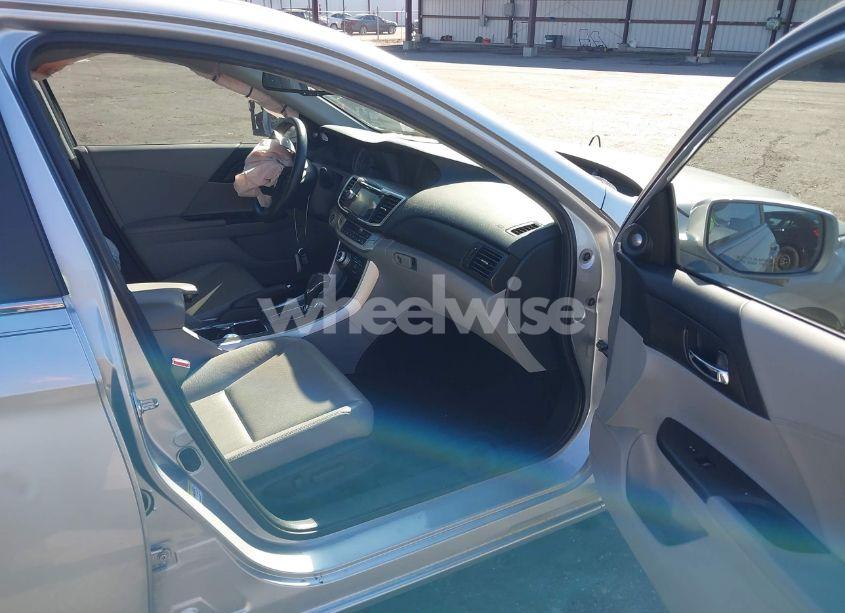 Photo 5 of 2013 Honda Accord EX-L (VIN 1HGCR2F89DA011141)