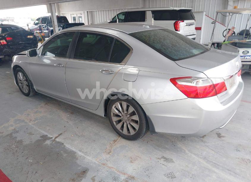 Photo 3 of 2013 Honda Accord EX-L (VIN 1HGCR2F89DA100269)