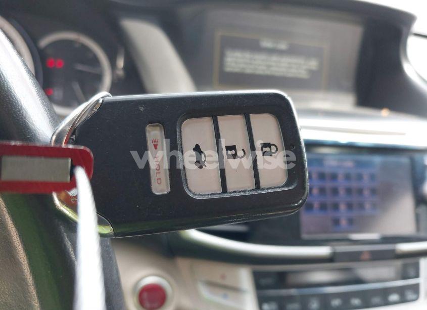 Photo 11 of 2013 Honda Accord EX-L (VIN 1HGCR2F89DA123969)