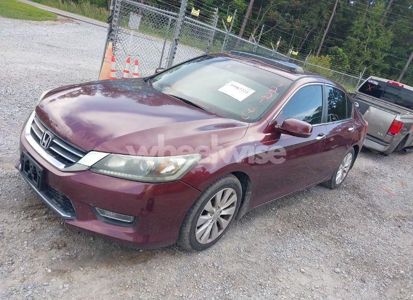 Photo 2 of 2013 Honda Accord EX-L (VIN 1HGCR2F89DA123969)