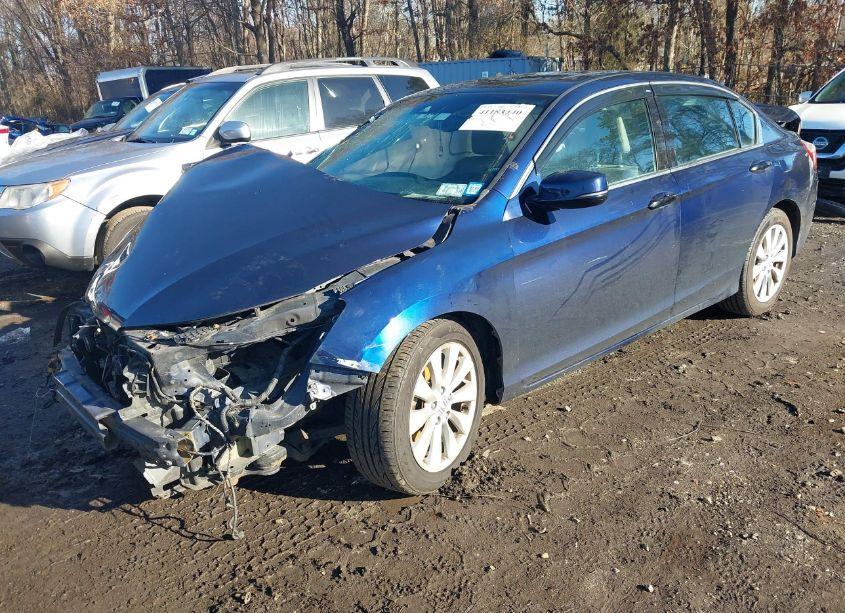 Photo 2 of 2013 Honda Accord EX-L (VIN 1HGCR2F89DA126452)