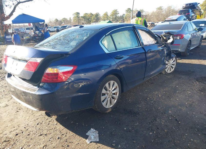 Photo 4 of 2013 Honda Accord EX-L (VIN 1HGCR2F89DA126452)
