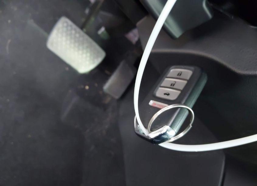 Photo 11 of 2013 Honda Accord EX-L (VIN 1HGCR2F89DA184786)