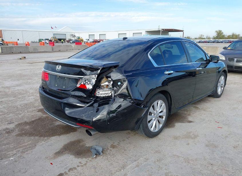 Photo 4 of 2013 Honda Accord EX-L (VIN 1HGCR2F89DA184786)
