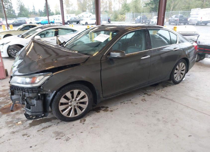 Photo 2 of 2013 Honda Accord EX-L (VIN 1HGCR2F89DA185131)