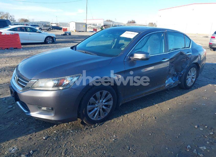 Photo 2 of 2014 Honda Accord EX-L (VIN 1HGCR2F89EA026210)