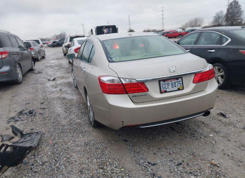 Photo 3 of 2014 Honda Accord EX-L (VIN 1HGCR2F89EA054735)