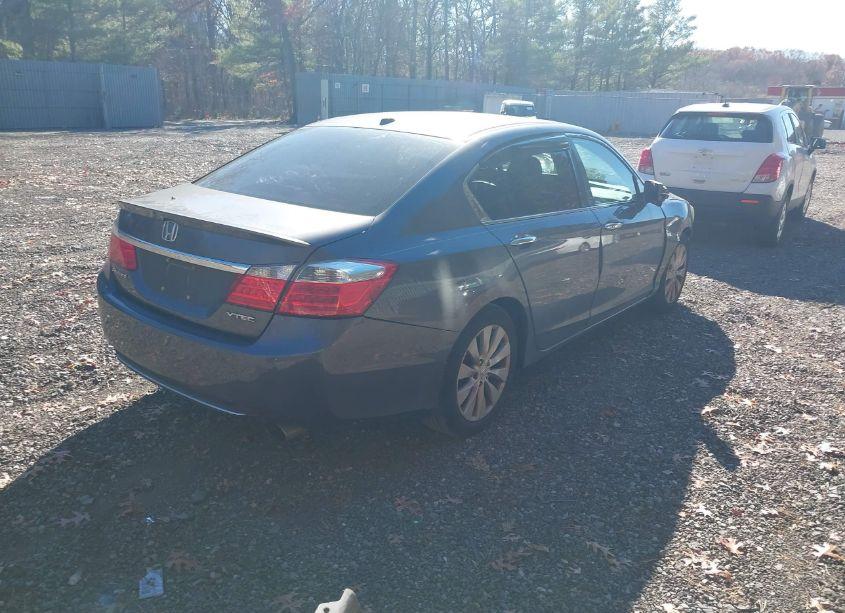 Photo 4 of 2014 Honda Accord EX-L (VIN 1HGCR2F89EA075276)