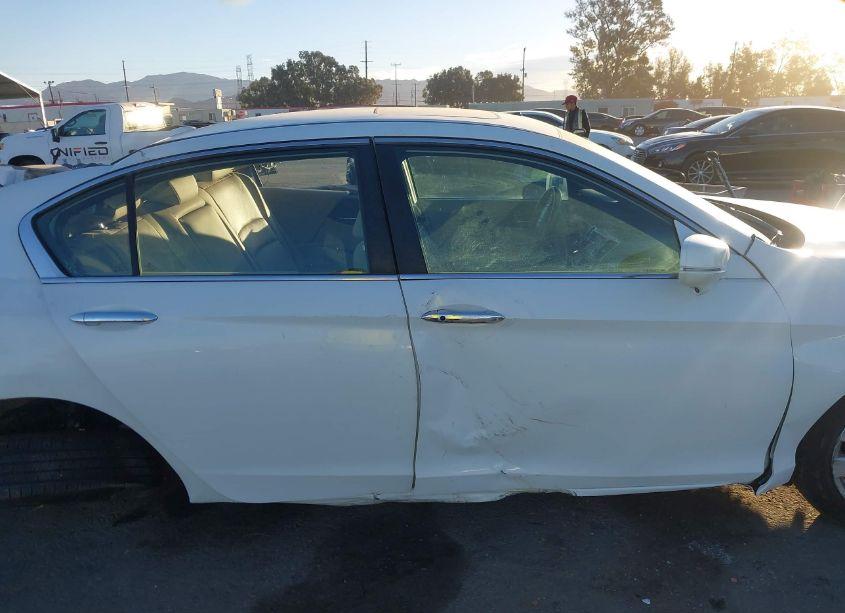 Photo 13 of 2014 Honda Accord EX-L (VIN 1HGCR2F89EA105957)